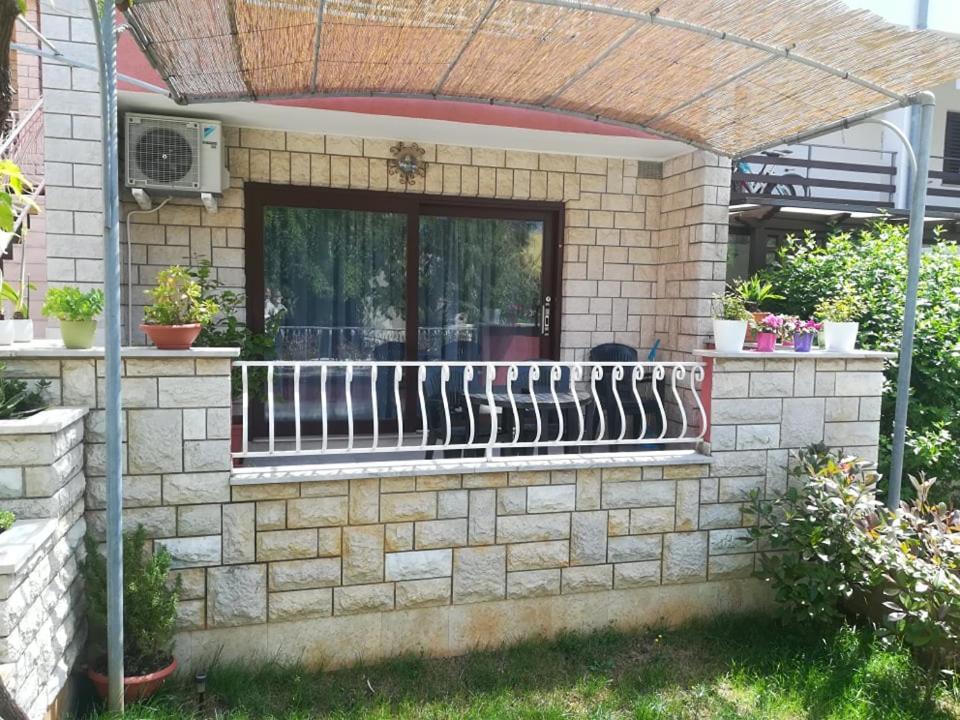 Apartment Jacky روفينج المظهر الخارجي الصورة
