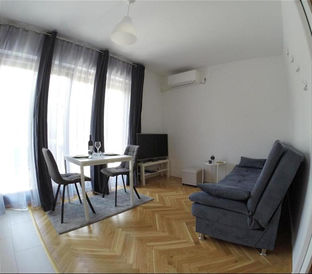 Apartment Jacky روفينج المظهر الخارجي الصورة